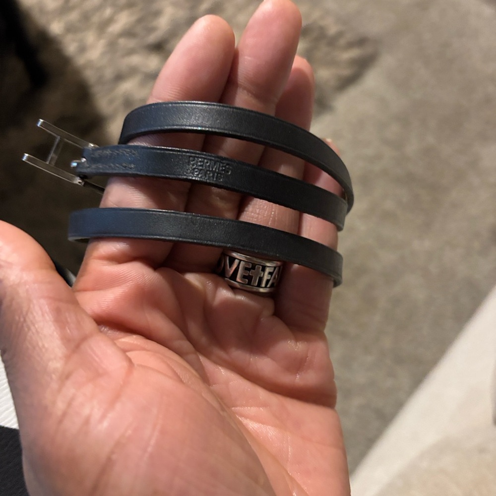 Unlisted Items (NWT/Preloved) - Picture 3 of 5